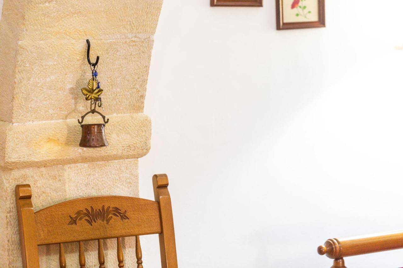 Enastron Guest House Rethymno  Bagian luar foto