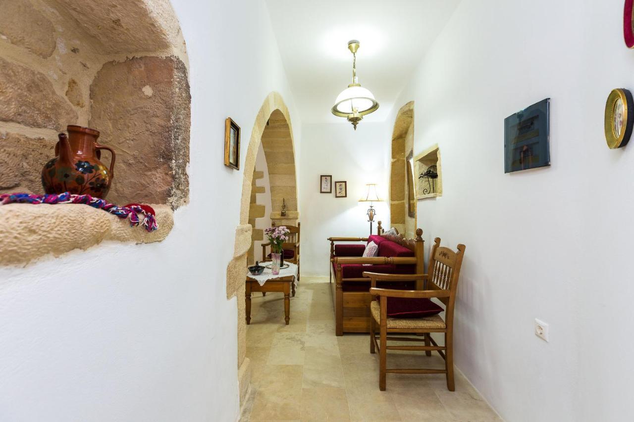 Enastron Guest House Rethymno  Bagian luar foto