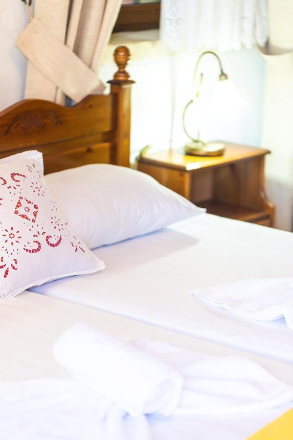 Enastron Guest House Rethymno  Bagian luar foto
